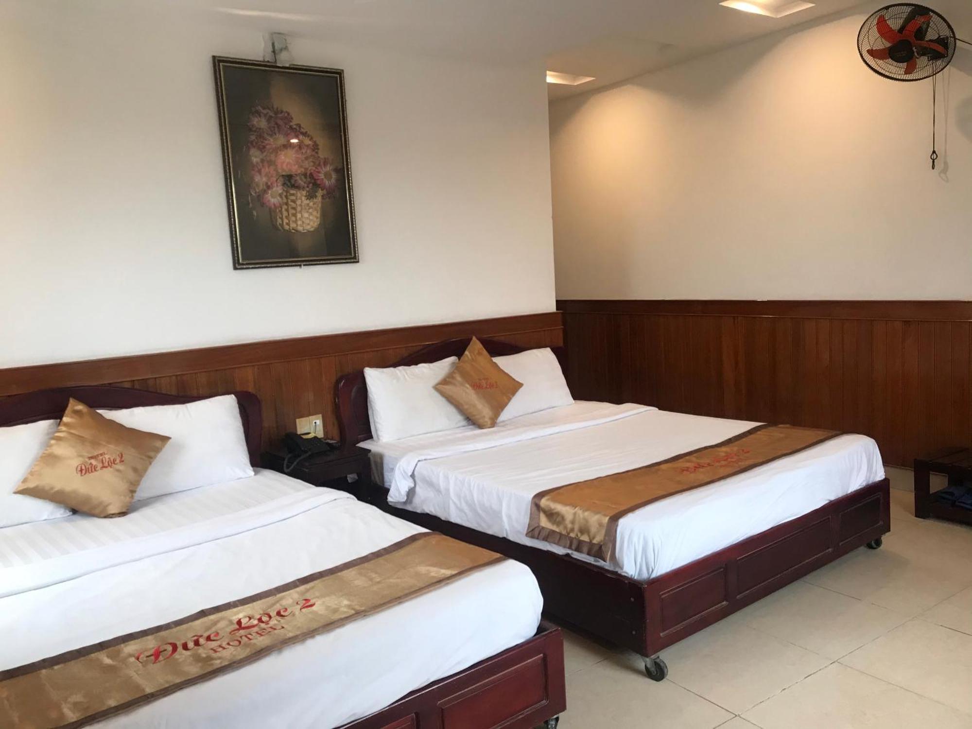 Duc Loc 2 Hotel Hue Exteriör bild