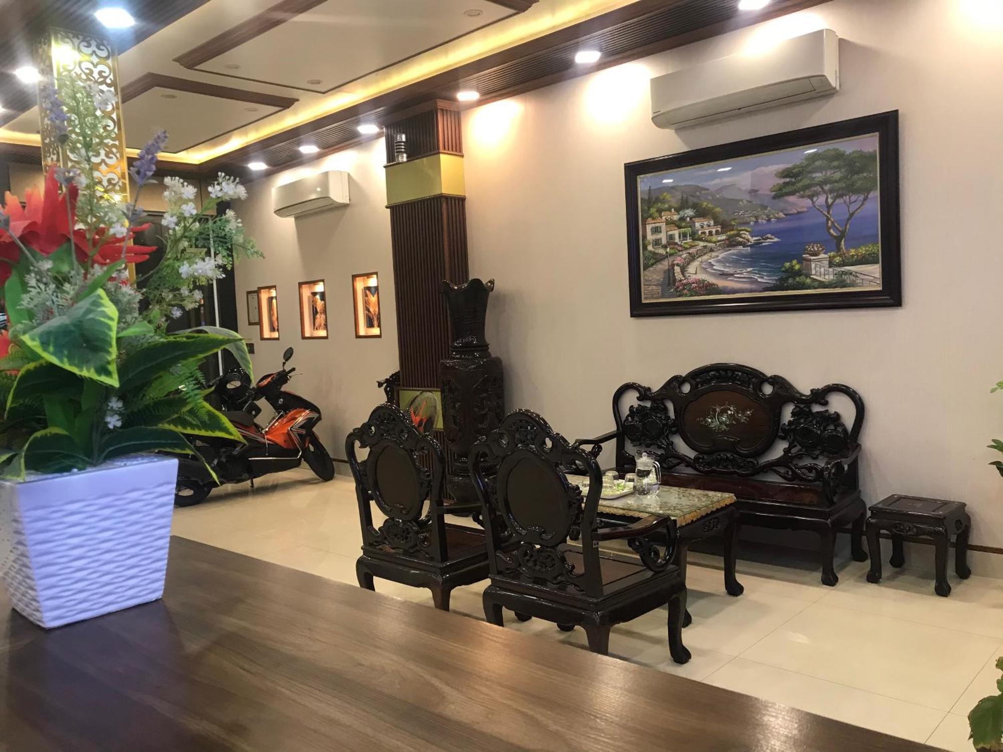 Duc Loc 2 Hotel Hue Exteriör bild