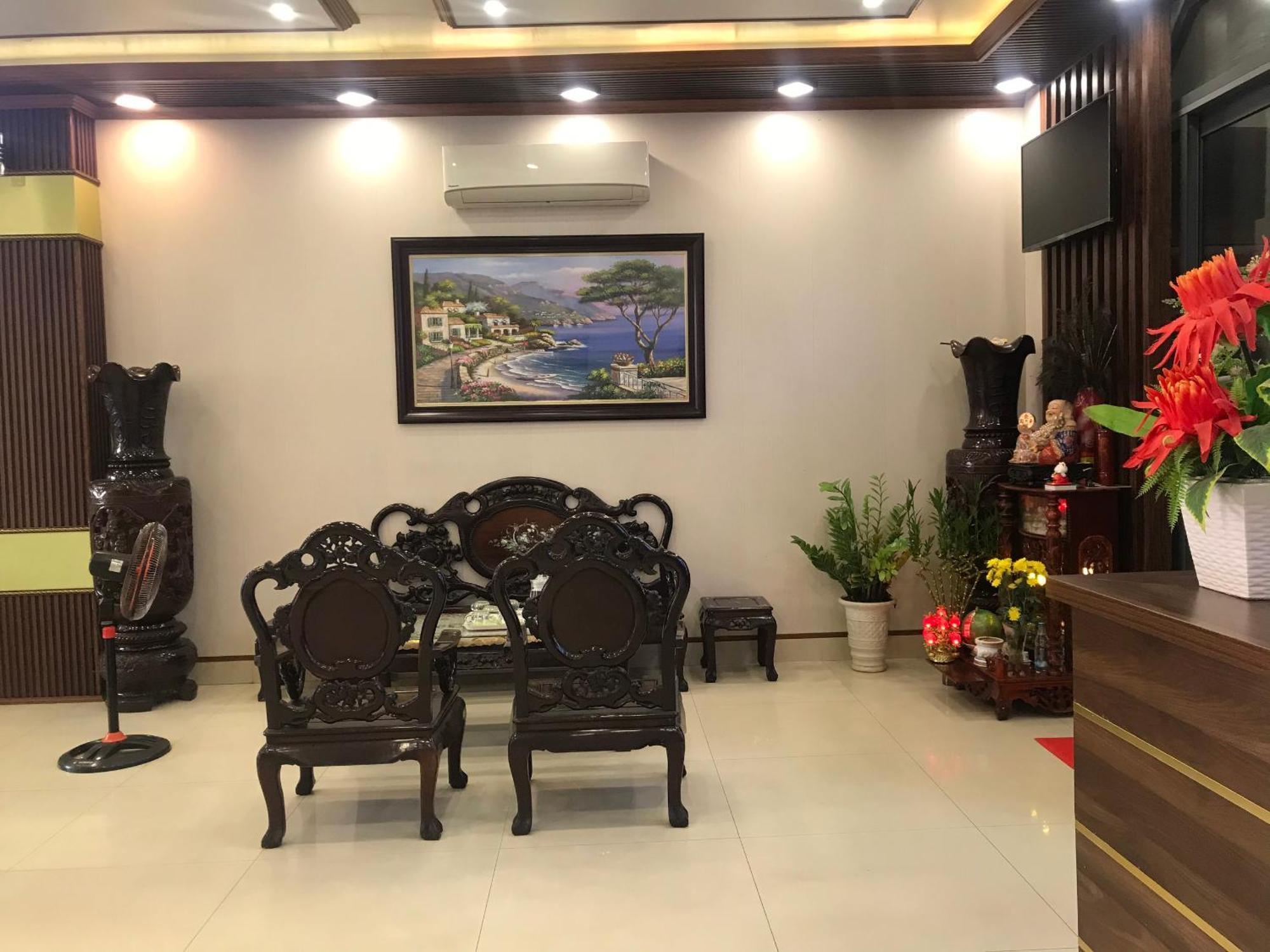 Duc Loc 2 Hotel Hue Exteriör bild